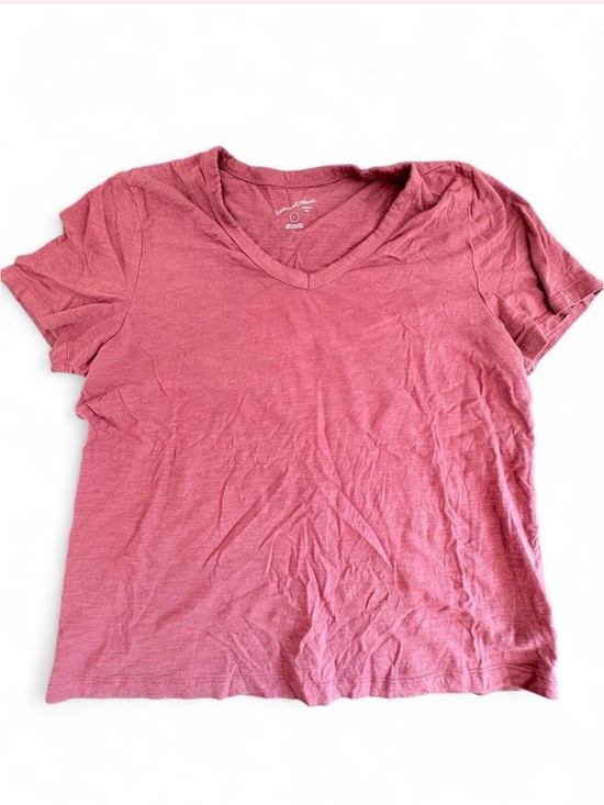 Universal Thread Tops - Universal Thread Women's V-Neck Tee in Dusty Rose